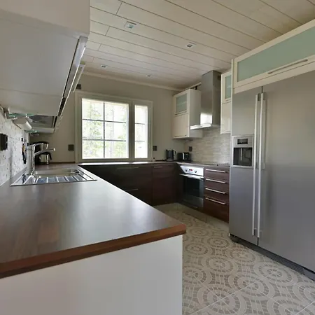 Onnenpesae 8 Center 3,8 Km Incl Wifi, Sauna, Washing Machine * ليفي