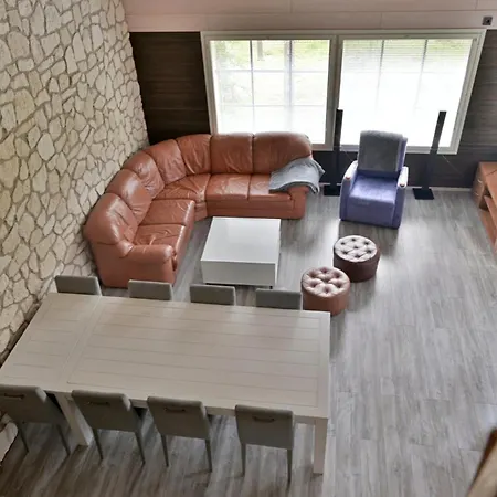 Onnenpesae 8 Center 3,8 Km Incl Wifi, Sauna, Washing Machine شاليه *