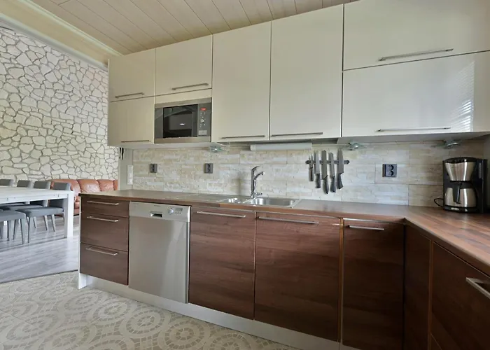 Chalet Onnenpesae 8 *