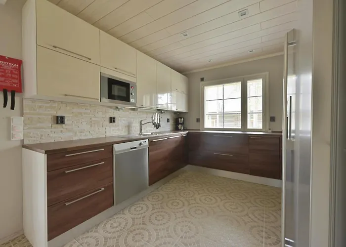 Chalet Onnenpesae 8 *